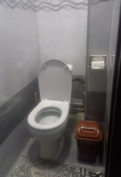 Uzbekistan Vila: Property Rent /Sale  乌兹别克斯坦公寓出租142：Yakkasaray 500$