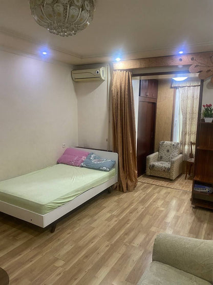 Uzbekistan Vila: Property Rent /Sale  乌兹别克斯坦公寓出租139：Yakkasaray 400$